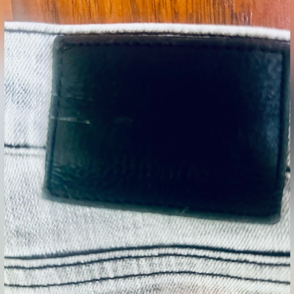 Men’s Hudson Gray Skinny Jeans - Picture 5 of 7